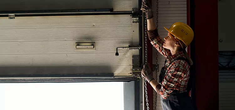 Addressing Common Garage Door Stoppage Issues in Westchester, FL